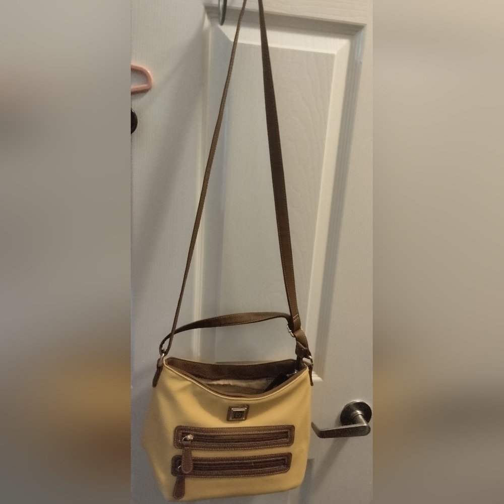 Stone Mountain yellow purse